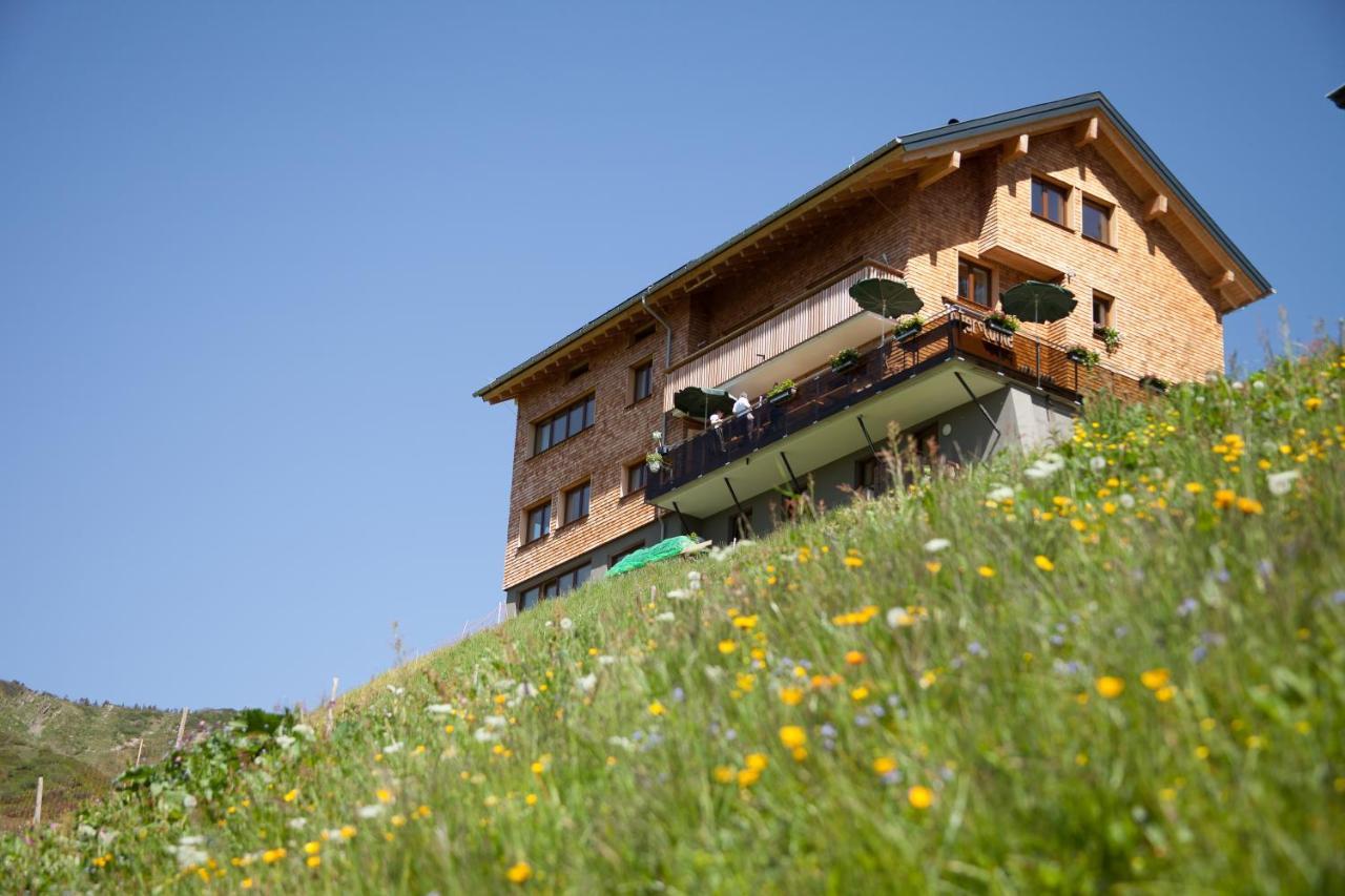 Hotel Jaegerstueble Damuels Esterno foto