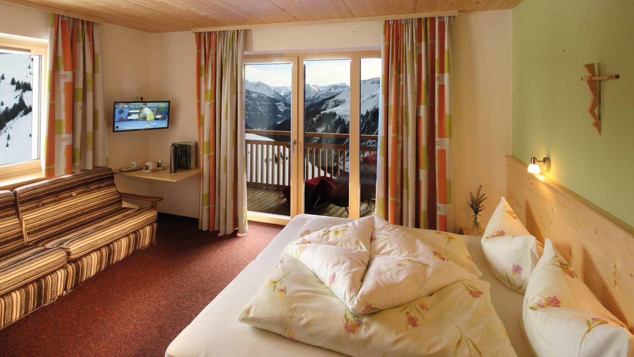 Hotel Jaegerstueble Damuels Esterno foto